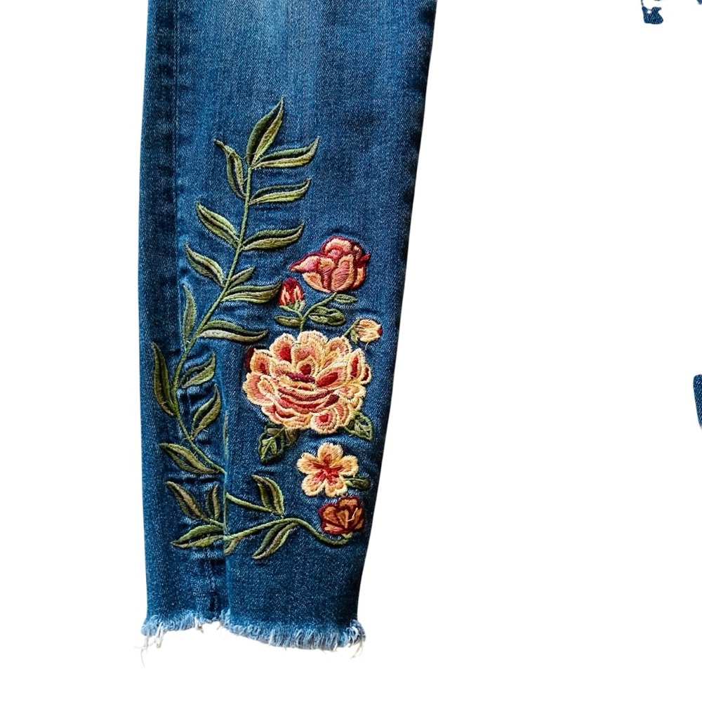 Driftwood Jackie Dahlia Jeans Floral Embroidered 28 Cotton Blend Distressed boho - Picture 5 of 8